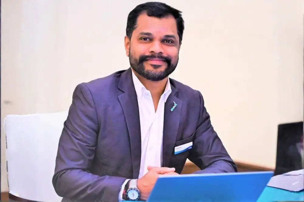 International Team   Medium 1470x980px (4)